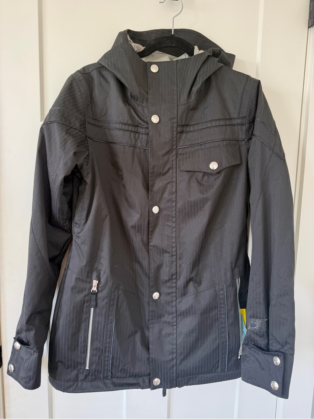 New NWT Burton womens HEATED black monotone snowboarding ski hooded jacket L M